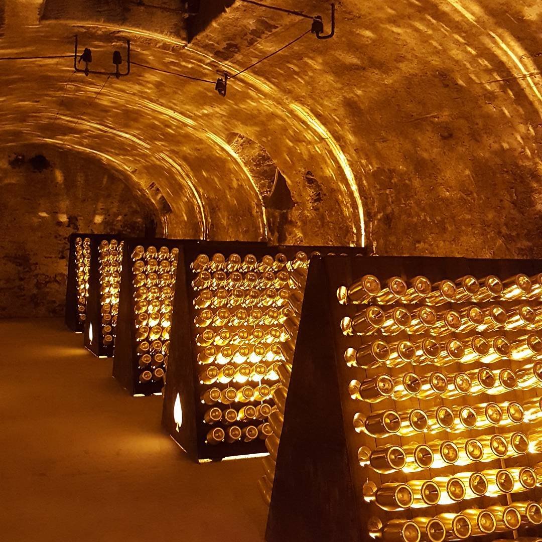 Armand de brignac pupitres de remuage Armand de brignac pupitres de remuage