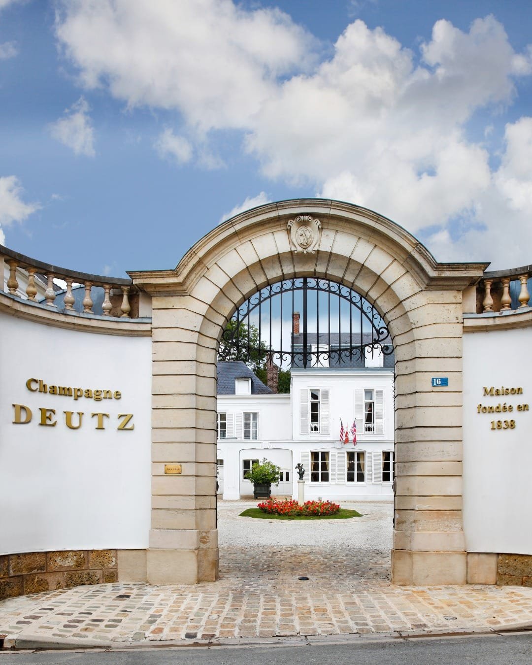 Champagne Deutz Maison